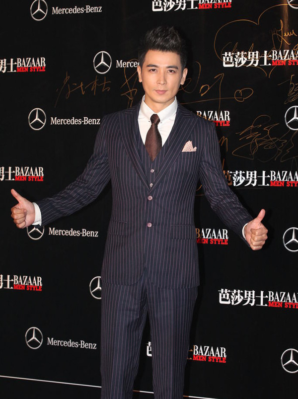 j6I4Gl5r26ba3MBlao241v9f00b8y0q1.jpg 針孔領(lǐng).jpg